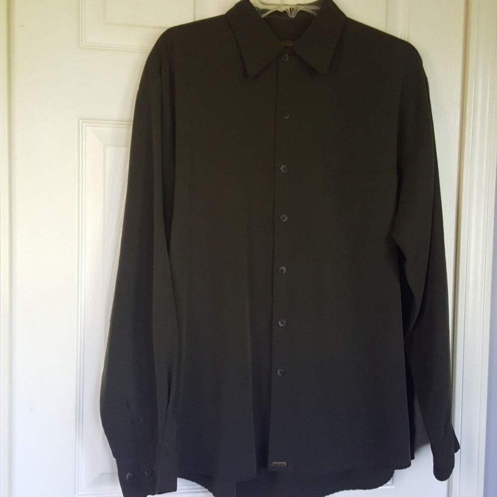 Bruno B Italy Mens Dress Shirt NWOT